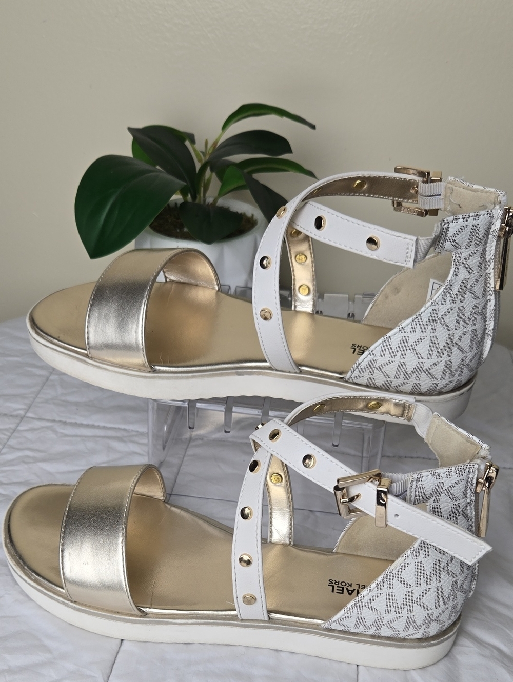 Michael Kors Girls Brandy Astrid Sandals Pale Gold/ White Size 4